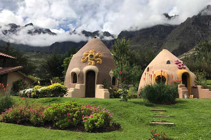 Peru's Eccentric Domes