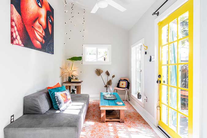 NOLA's Inviting Bywater Bungalow