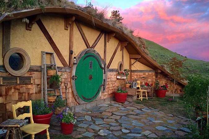 A Lord of the Rings Replica