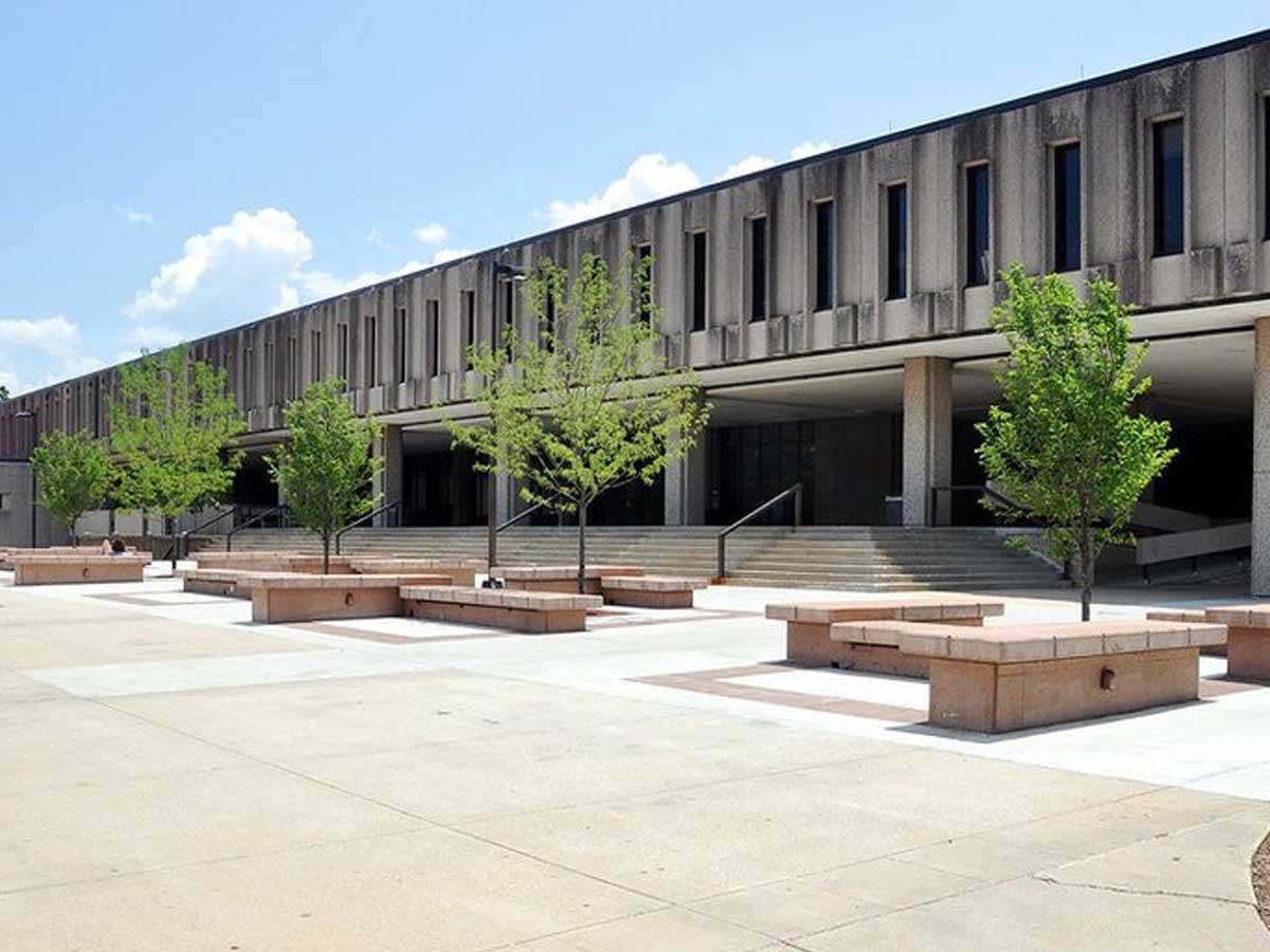 Kansas: Wescoe Hall at the University of Kansas
