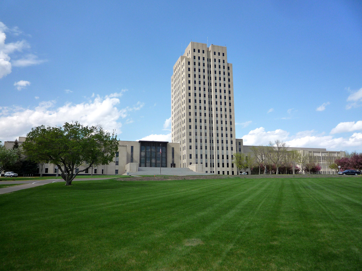 North Dakota: State Capitol Building in Bismarck