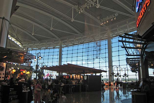 30 Most Complained-About Airports in the U.S.