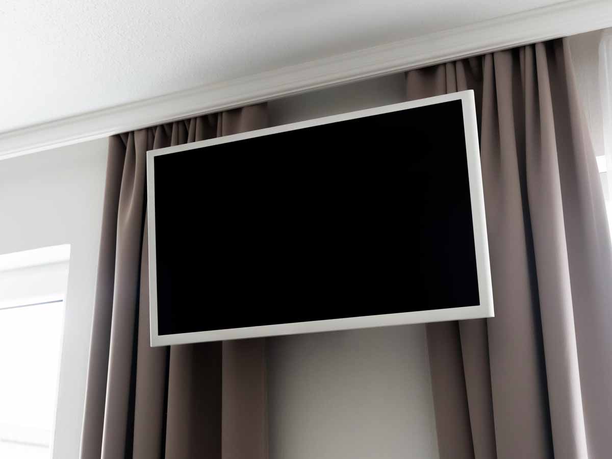 Use the Hotel TV As a Monitor