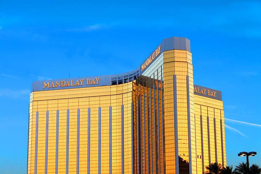 what is the biggest hotel in vegas